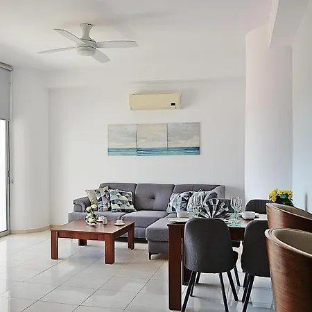 Nicolaides Sea View Апартаменты *