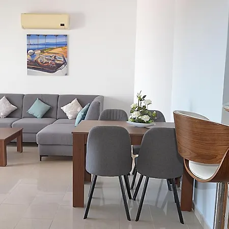 Nicolaides Sea View Apartment Larnaca