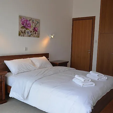Nicolaides Sea View Larnaca