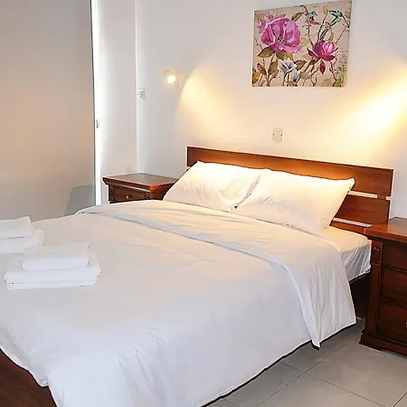 Nicolaides Sea View Apartment *