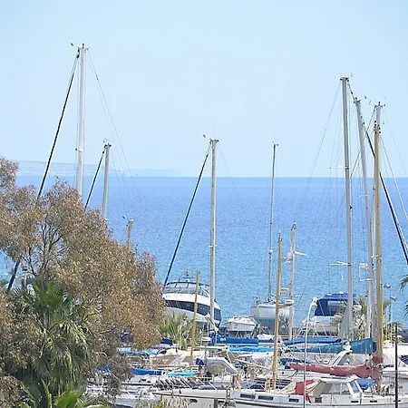 Nicolaides Sea View Lägenhet *