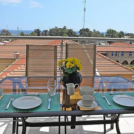 Nicolaides Sea View
